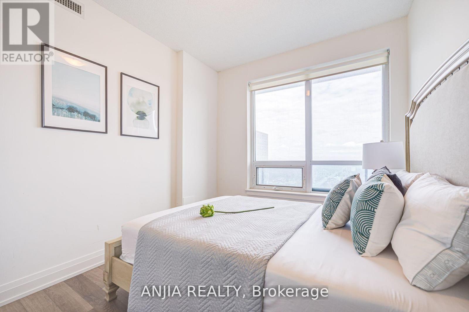2012 - 7165 Yonge Street, Markham, Ontario  L3T 0C9 - Photo 24 - N12212953