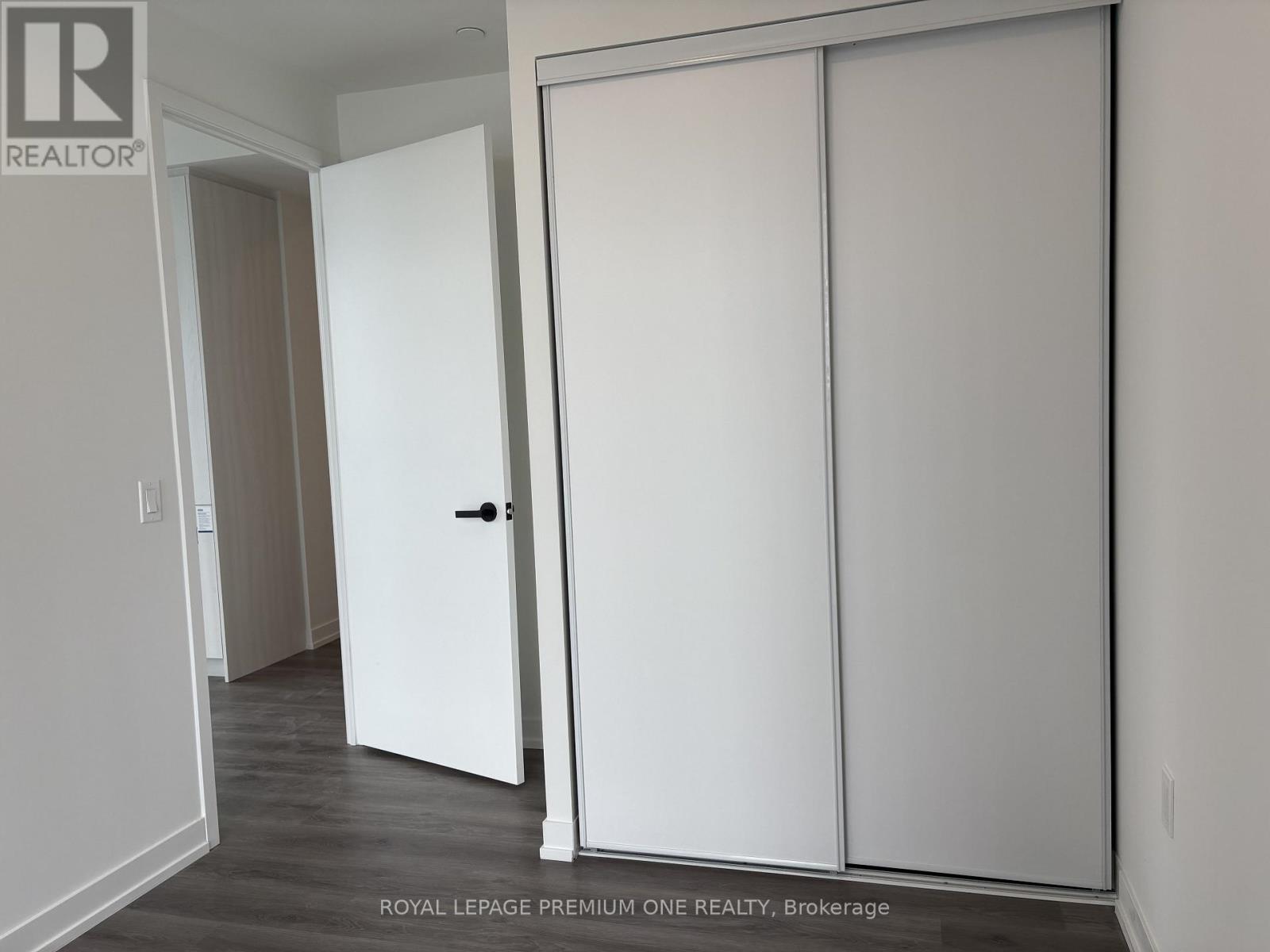 4006 - 225 Commerce Street, Vaughan, Ontario  L4K 0R1 - Photo 14 - N12212993