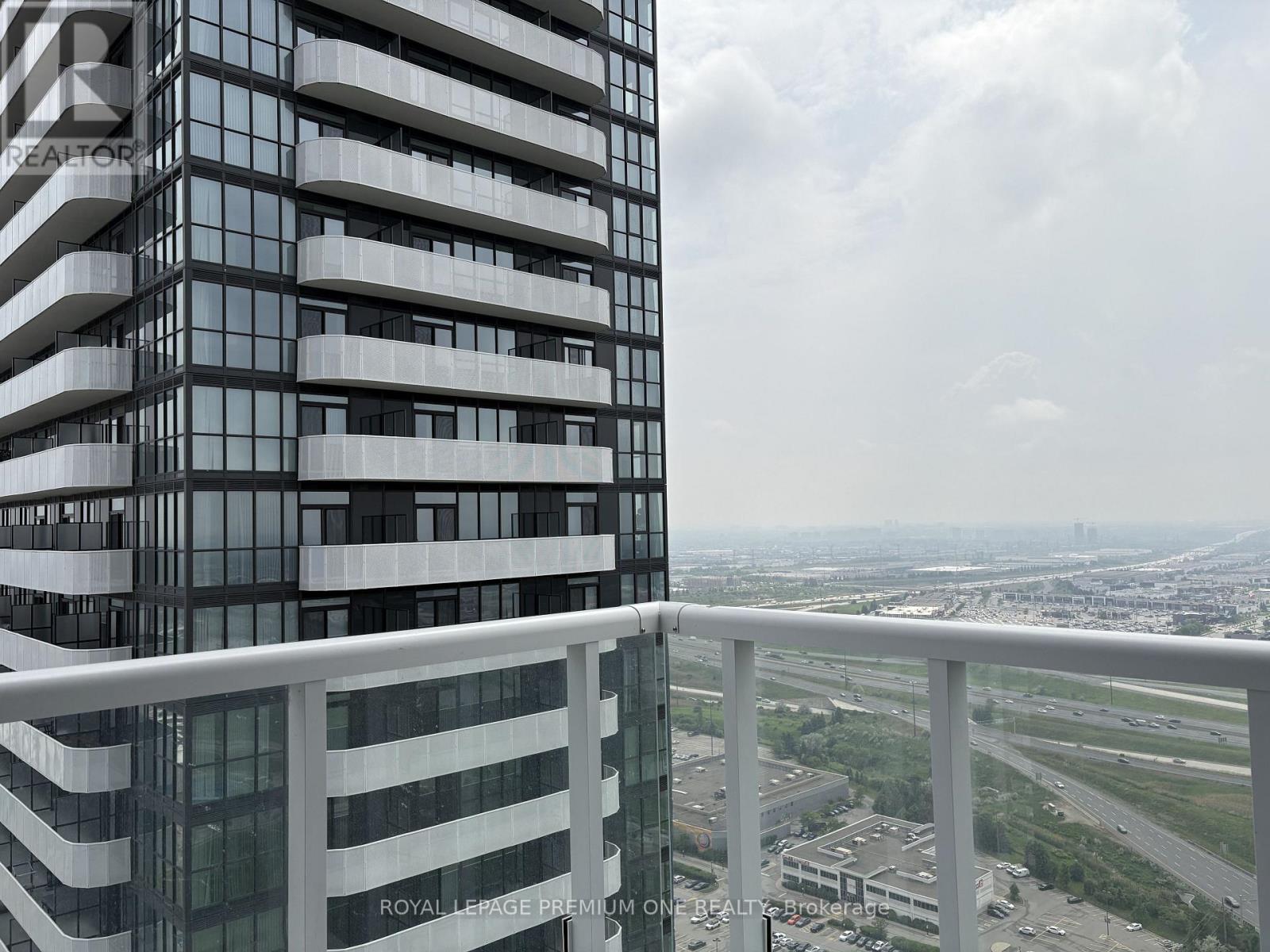 4006 - 225 Commerce Street, Vaughan, Ontario  L4K 0R1 - Photo 2 - N12212993