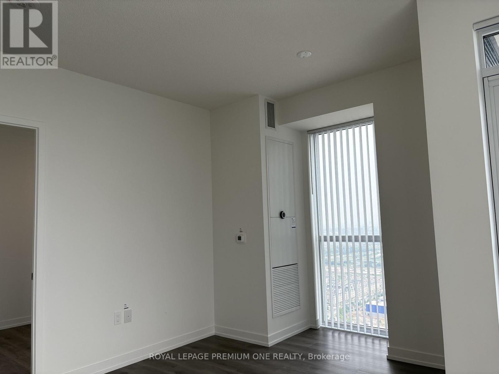 4006 - 225 Commerce Street, Vaughan, Ontario  L4K 0R1 - Photo 8 - N12212993
