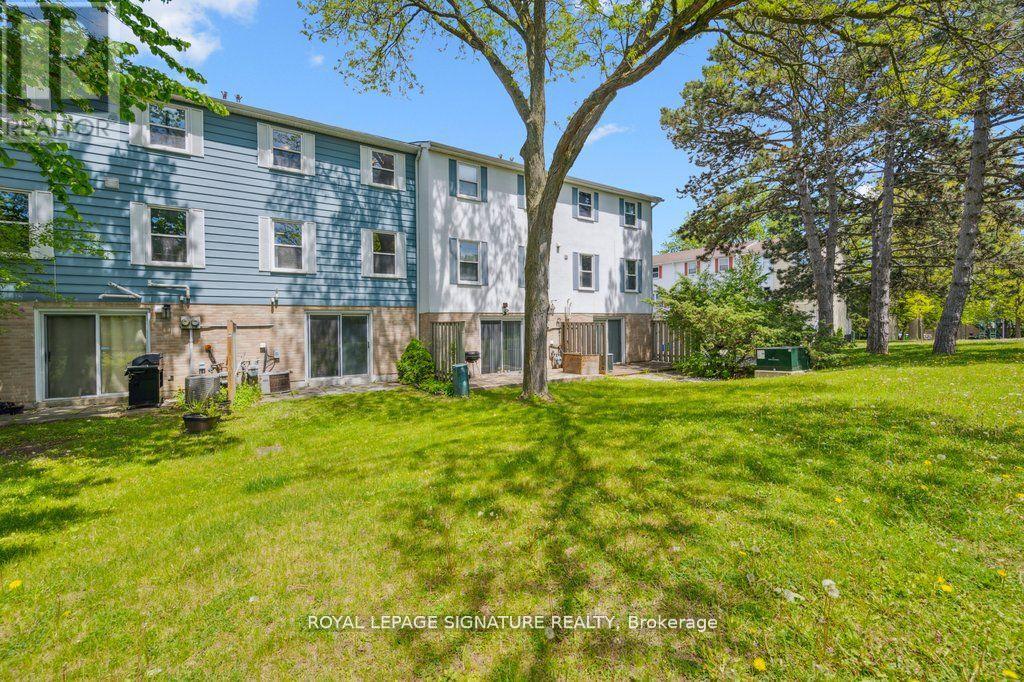 1856 John Street, Markham (Bayview Fairway-Bayview Country Club Estates), Ontario  L3T 1Z1 - Photo 19 - N12213023