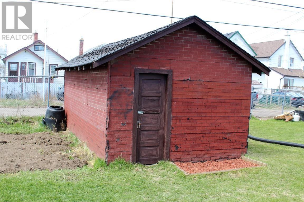 605 Prince Arthur Blvd, Thunder Bay, Ontario  P7C 3M6 - Photo 19 - TB251032