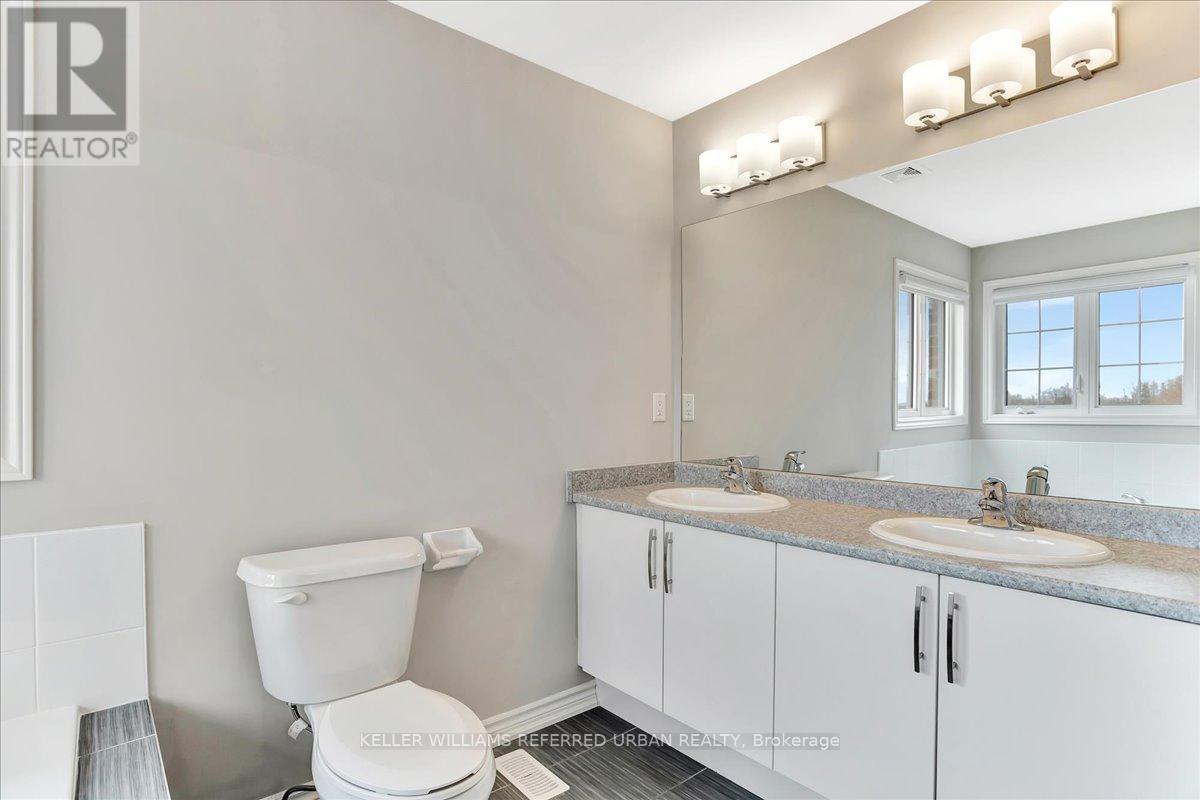 210 Prescott Drive, Clearview (Stayner), Ontario  L0M 1S0 - Photo 24 - S12212941