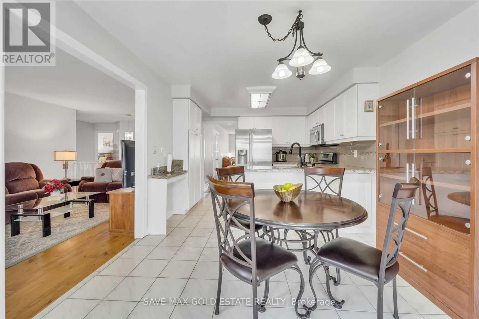 85 Cityview Circle, Barrie (Holly), Ontario  L4N 7V1 - Photo 17 - S12212998
