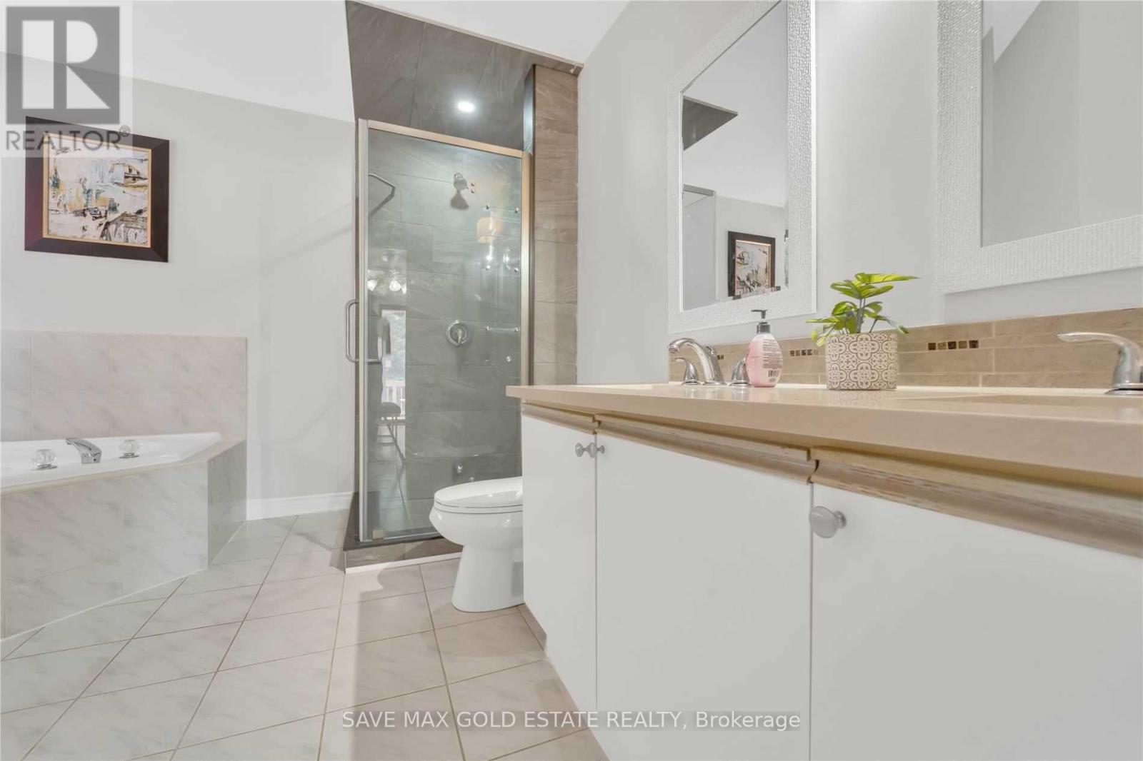 85 Cityview Circle, Barrie (Holly), Ontario  L4N 7V1 - Photo 24 - S12212998