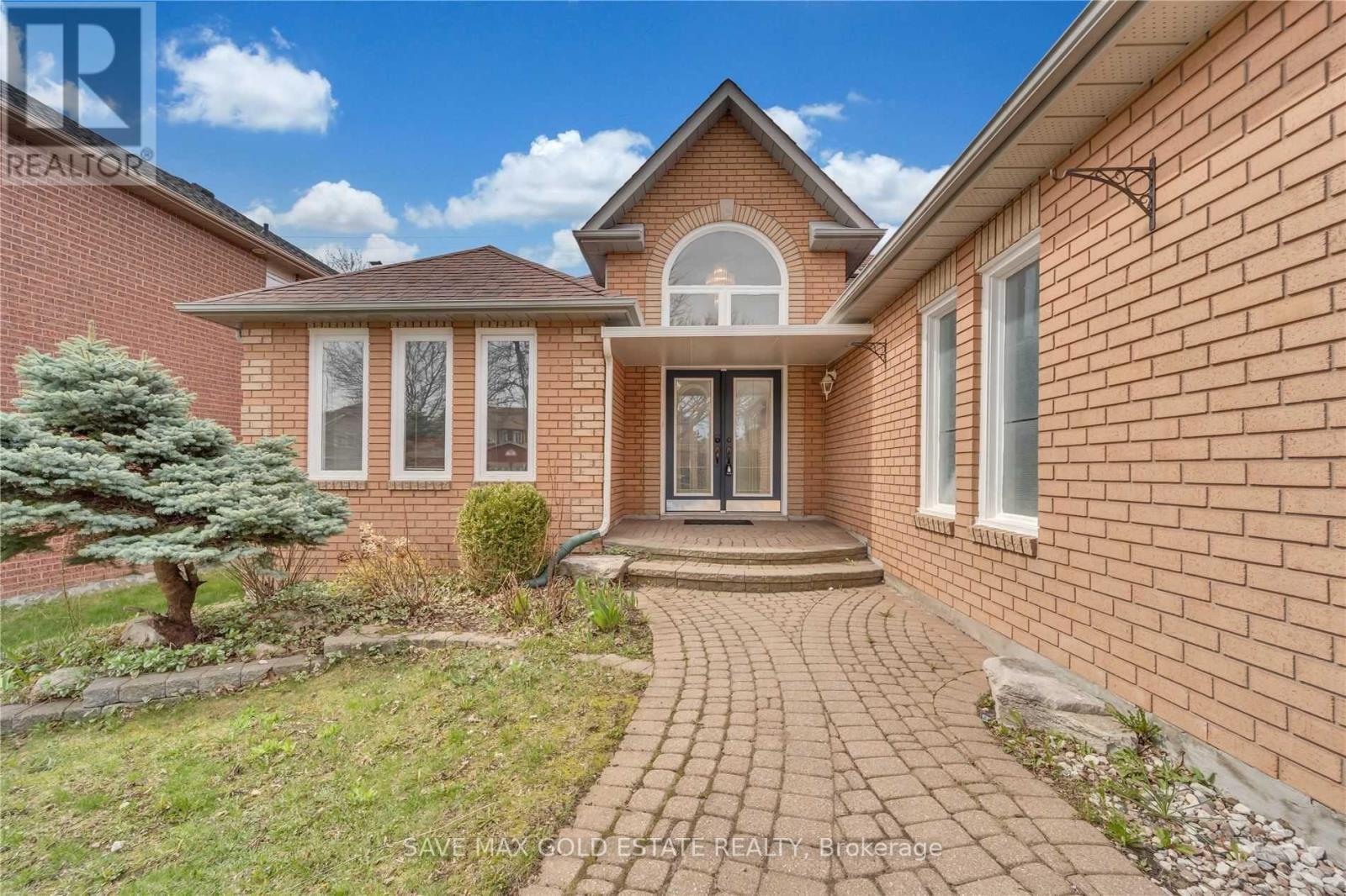 85 Cityview Circle, Barrie (Holly), Ontario  L4N 7V1 - Photo 9 - S12212998