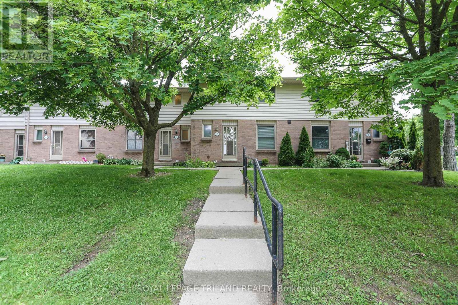 10 - 1855 Aldersbrook Road