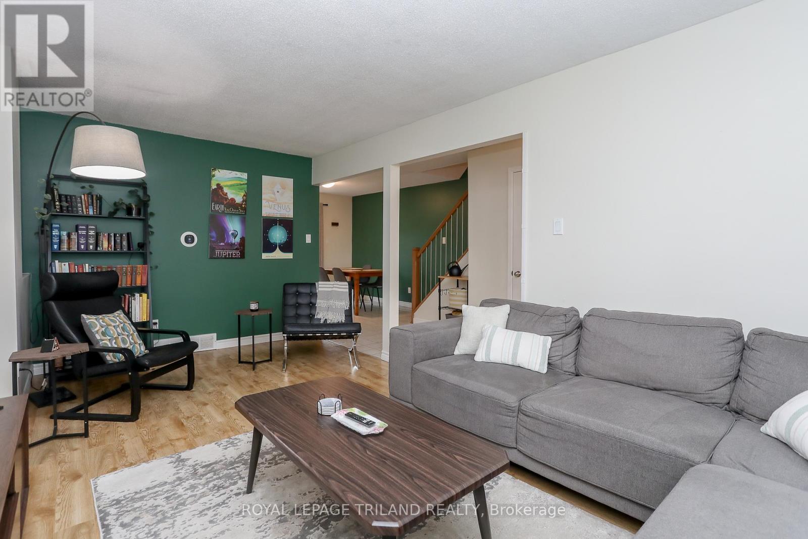 Photo 7 of 40 for 10 - 1855 Aldersbrook Road