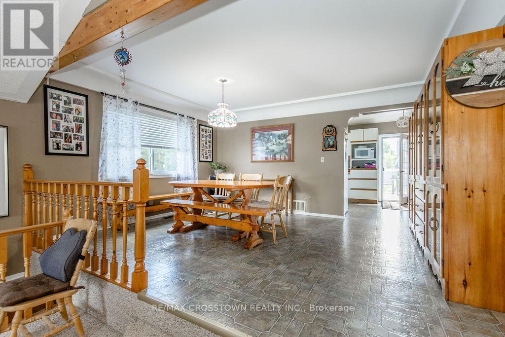 776 Monck Road, Kawartha Lakes, Ontario  L0K 1W0 - Photo 12 - X12032442