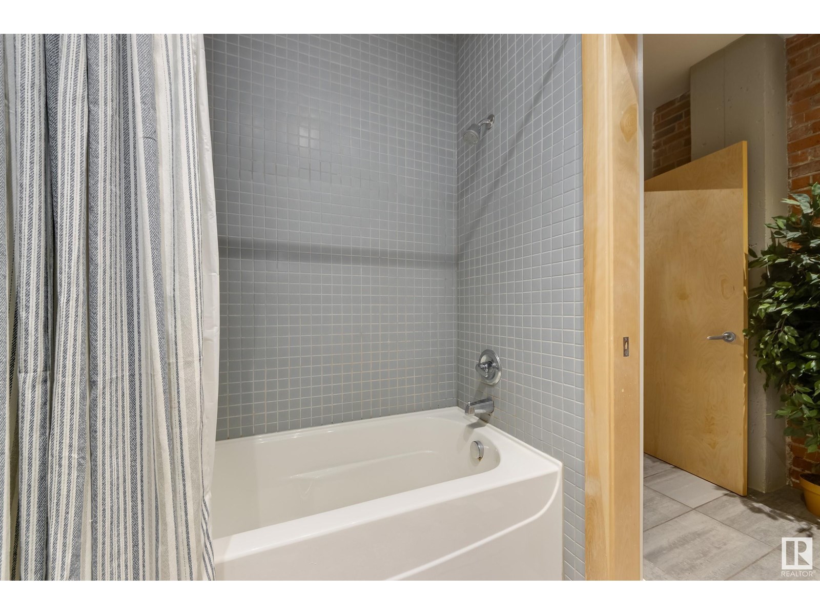 #104 10265 107 St Nw, Edmonton, Alberta  T5J 5G2 - Photo 28 - E4441693
