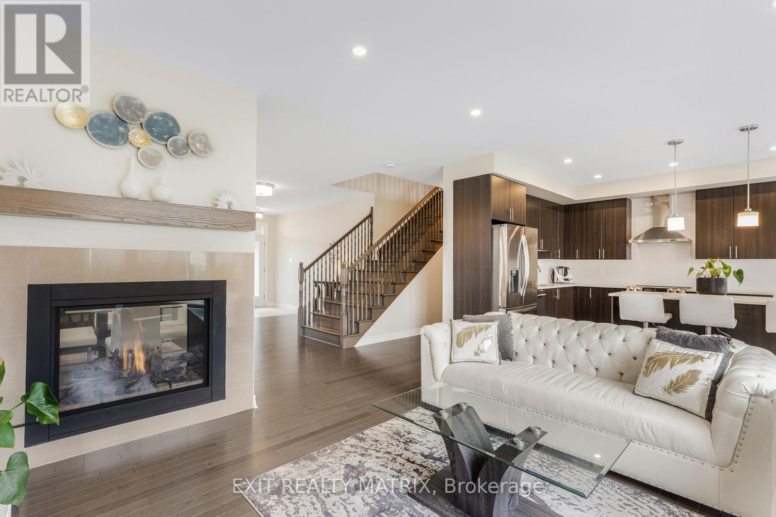 700 Namur Street, Russell, Ontario  K0A 1W0 - Photo 10 - X12213078