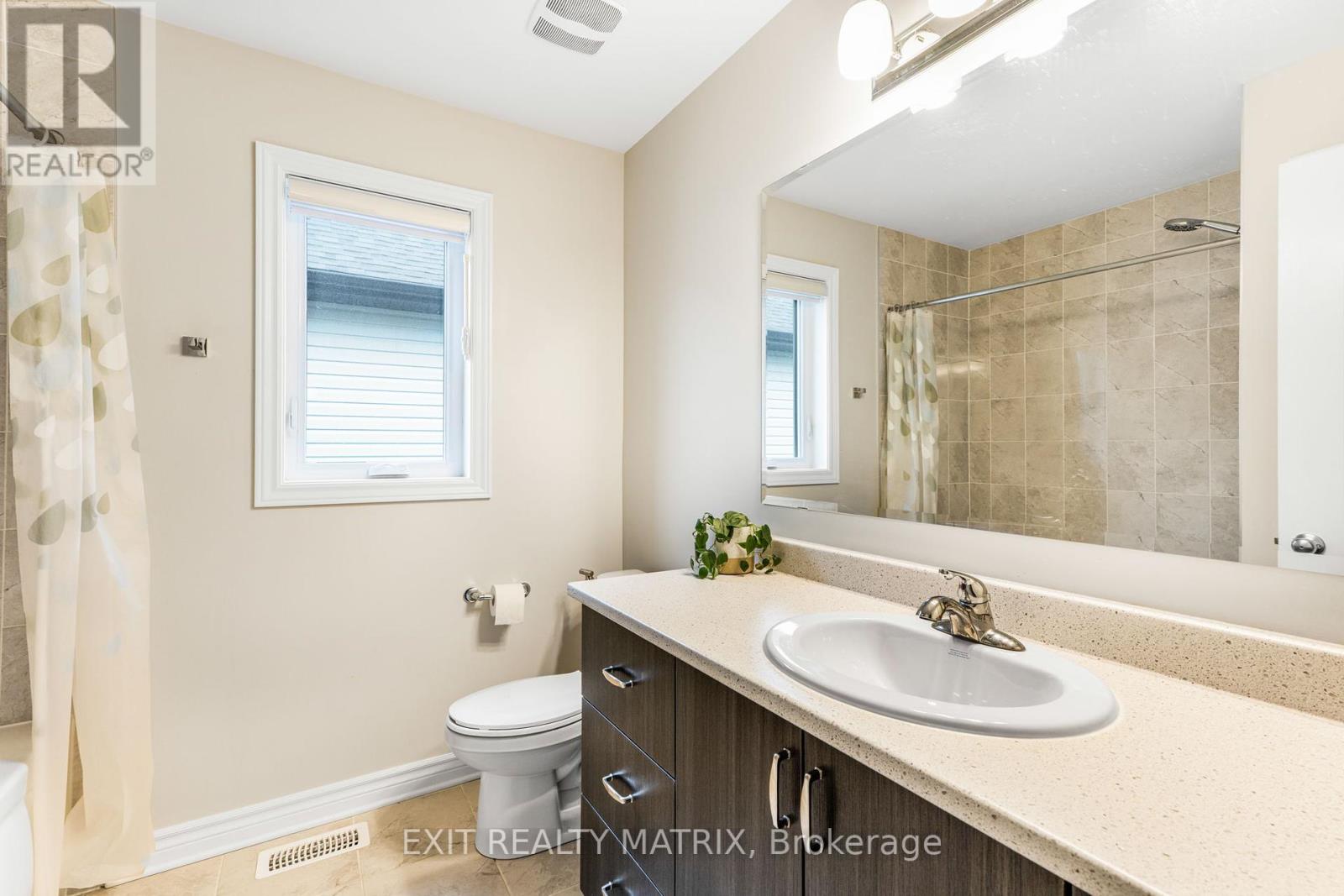700 Namur Street, Russell, Ontario  K0A 1W0 - Photo 26 - X12213078