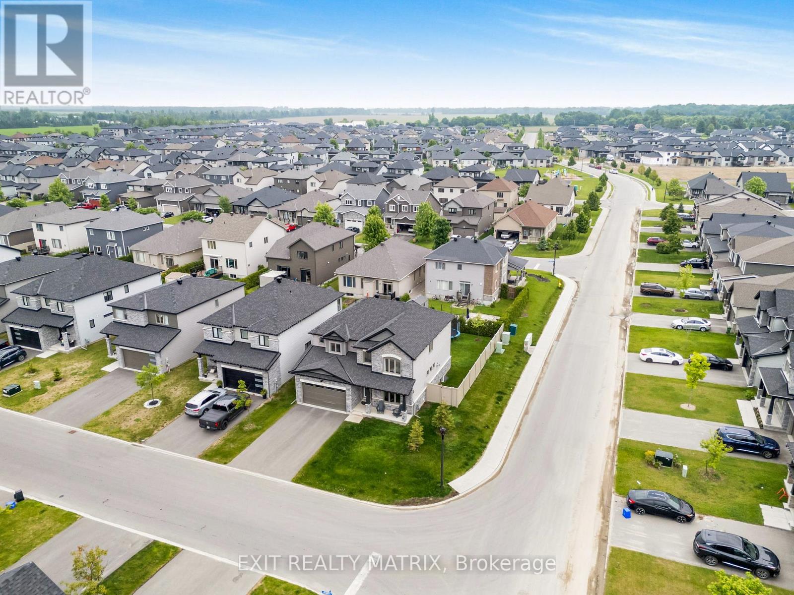 700 Namur Street, Russell, Ontario  K0A 1W0 - Photo 37 - X12213078