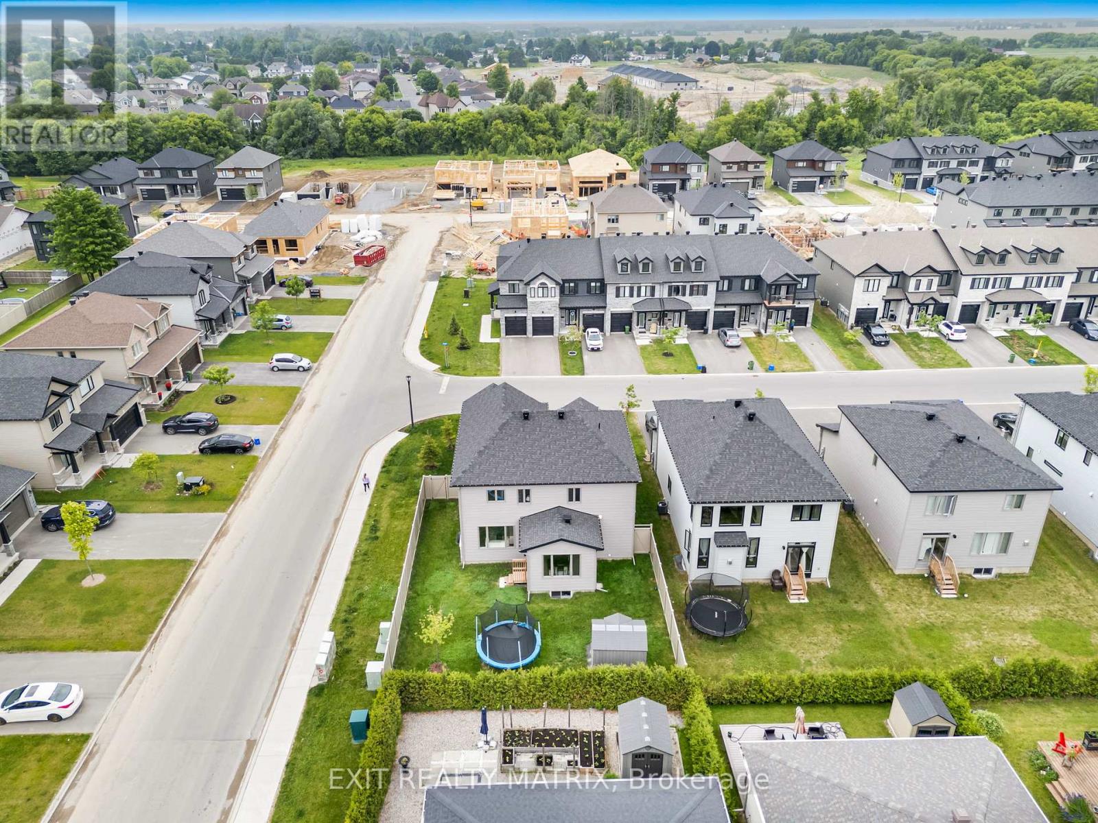 700 Namur Street, Russell, Ontario  K0A 1W0 - Photo 40 - X12213078