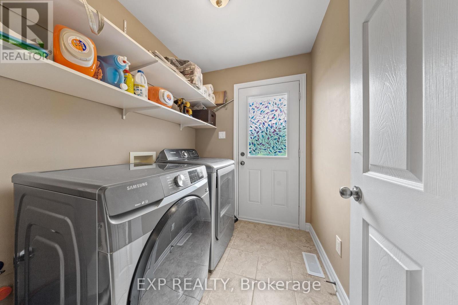 53 Beaver Lane, The Nation, Ontario  K0A 2M0 - Photo 10 - X12213082