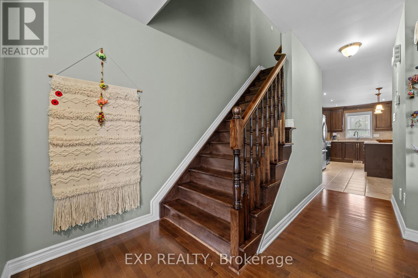 53 Beaver Lane, The Nation, Ontario  K0A 2M0 - Photo 11 - X12213082