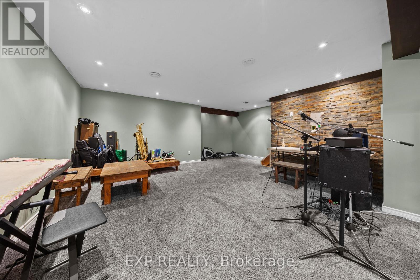 53 Beaver Lane, The Nation, Ontario  K0A 2M0 - Photo 21 - X12213082