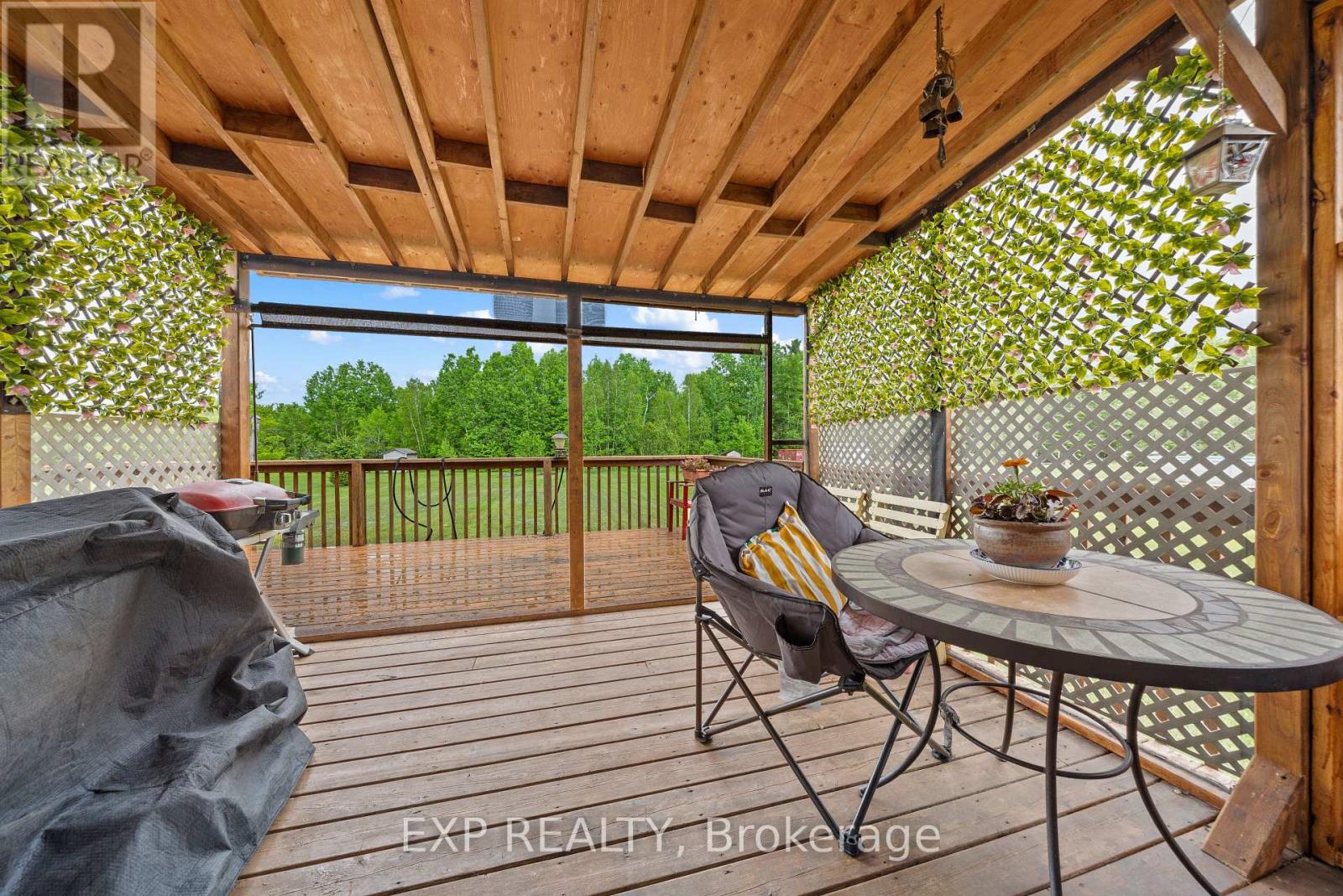 53 Beaver Lane, The Nation, Ontario  K0A 2M0 - Photo 24 - X12213082