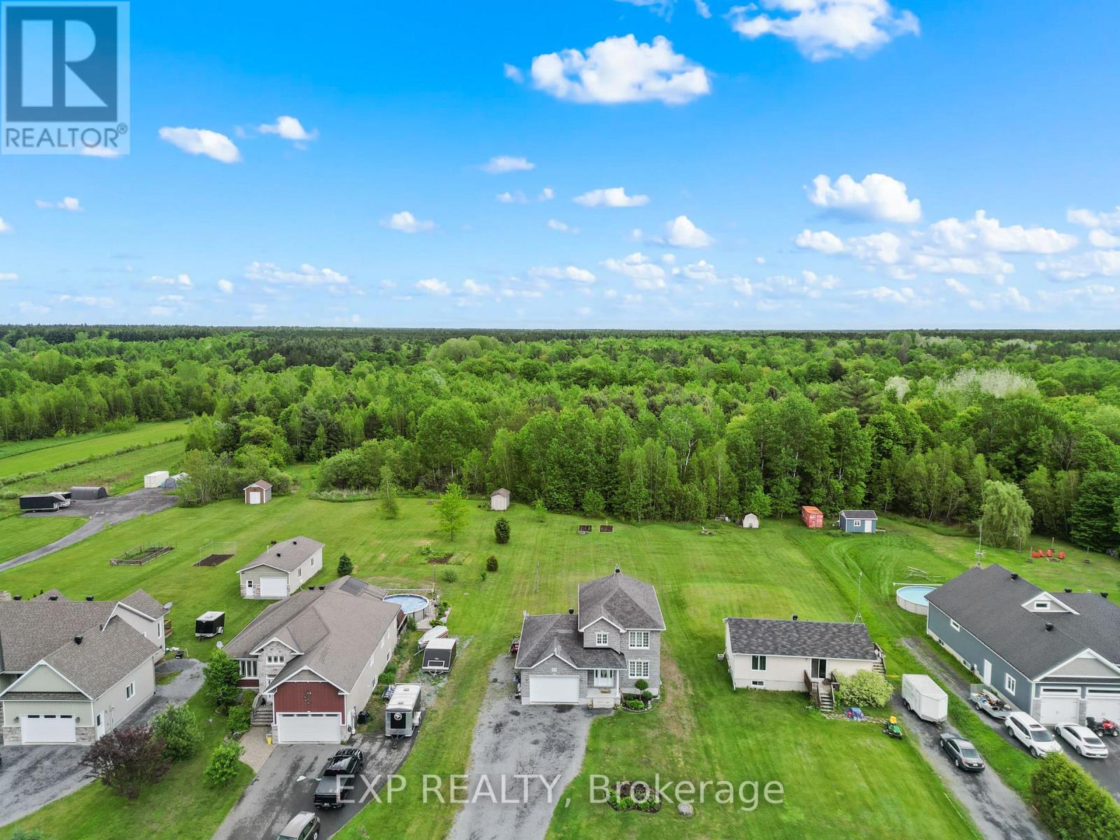 53 Beaver Lane, The Nation, Ontario  K0A 2M0 - Photo 28 - X12213082