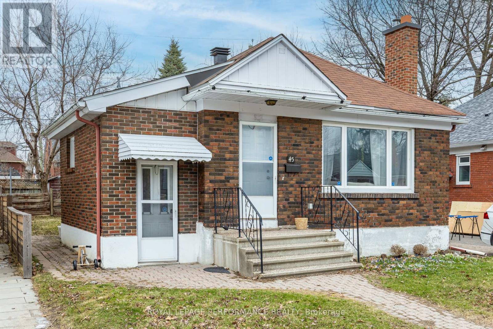45 MCNAUGHTON AVENUE, Ottawa, Ontario