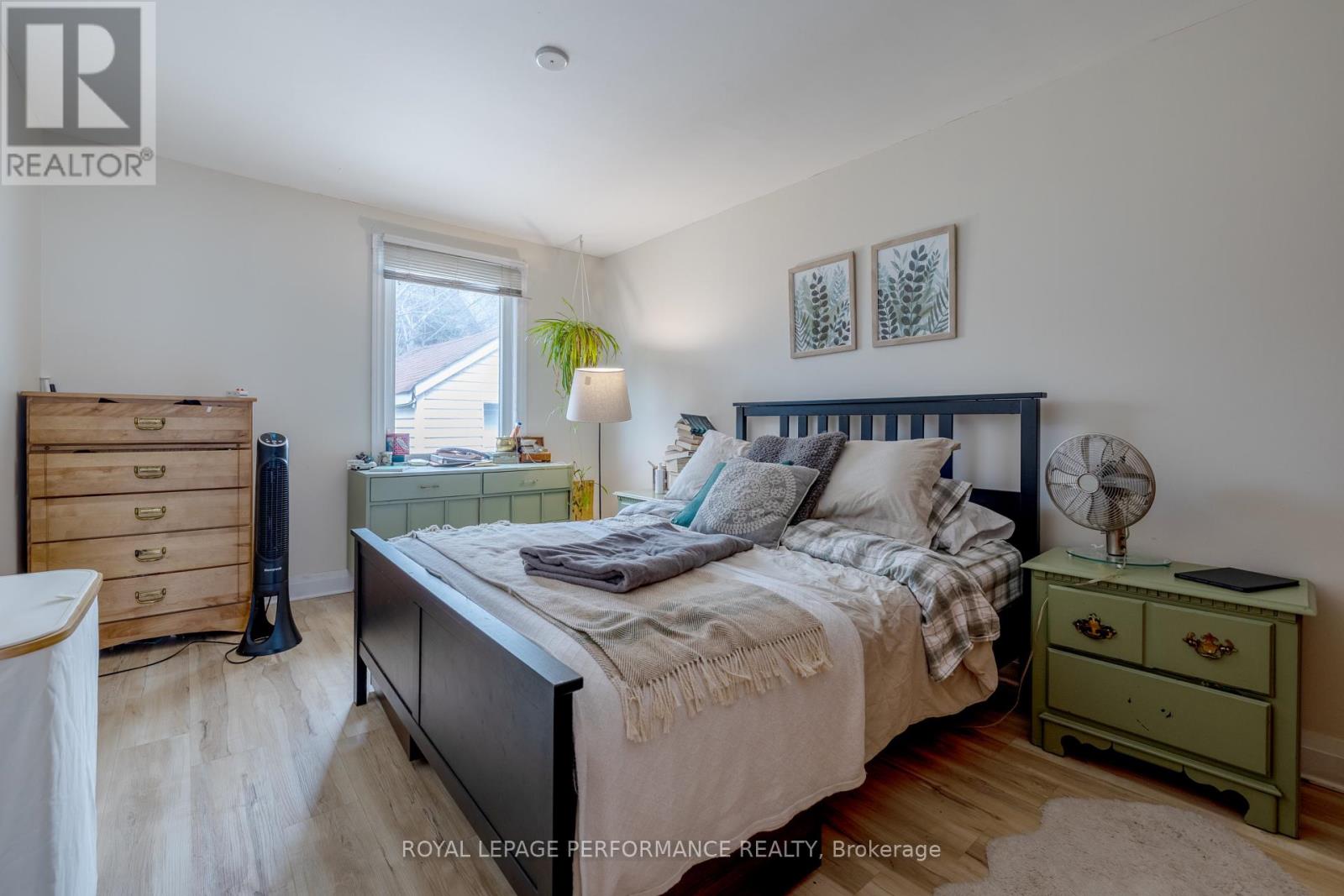 45 Mcnaughton Avenue, Ottawa, Ontario  K1S 0J1 - Photo 11 - X12213120