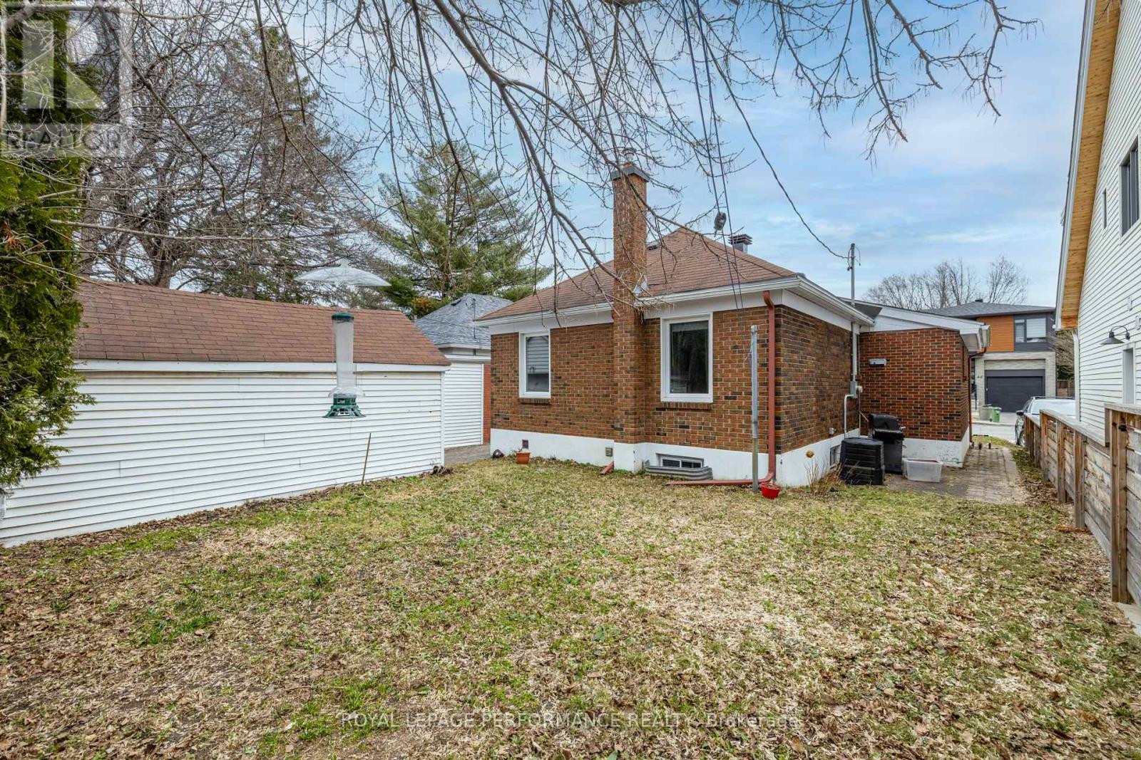 45 Mcnaughton Avenue, Ottawa, Ontario  K1S 0J1 - Photo 21 - X12213120