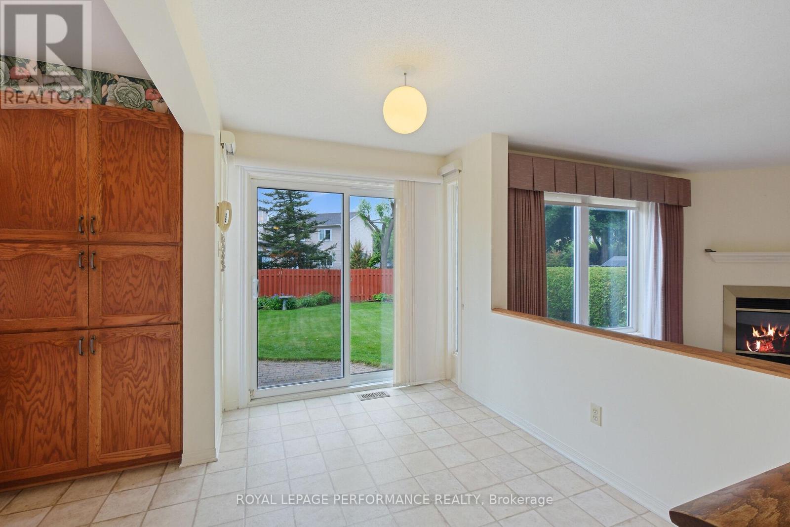 6130 Buttonfield Place, Ottawa, Ontario  K1W 1B9 - Photo 20 - X12213134