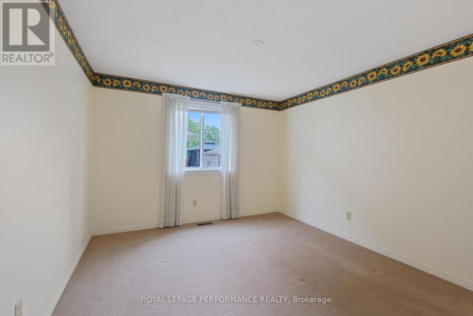 6130 Buttonfield Place, Ottawa, Ontario  K1W 1B9 - Photo 30 - X12213134