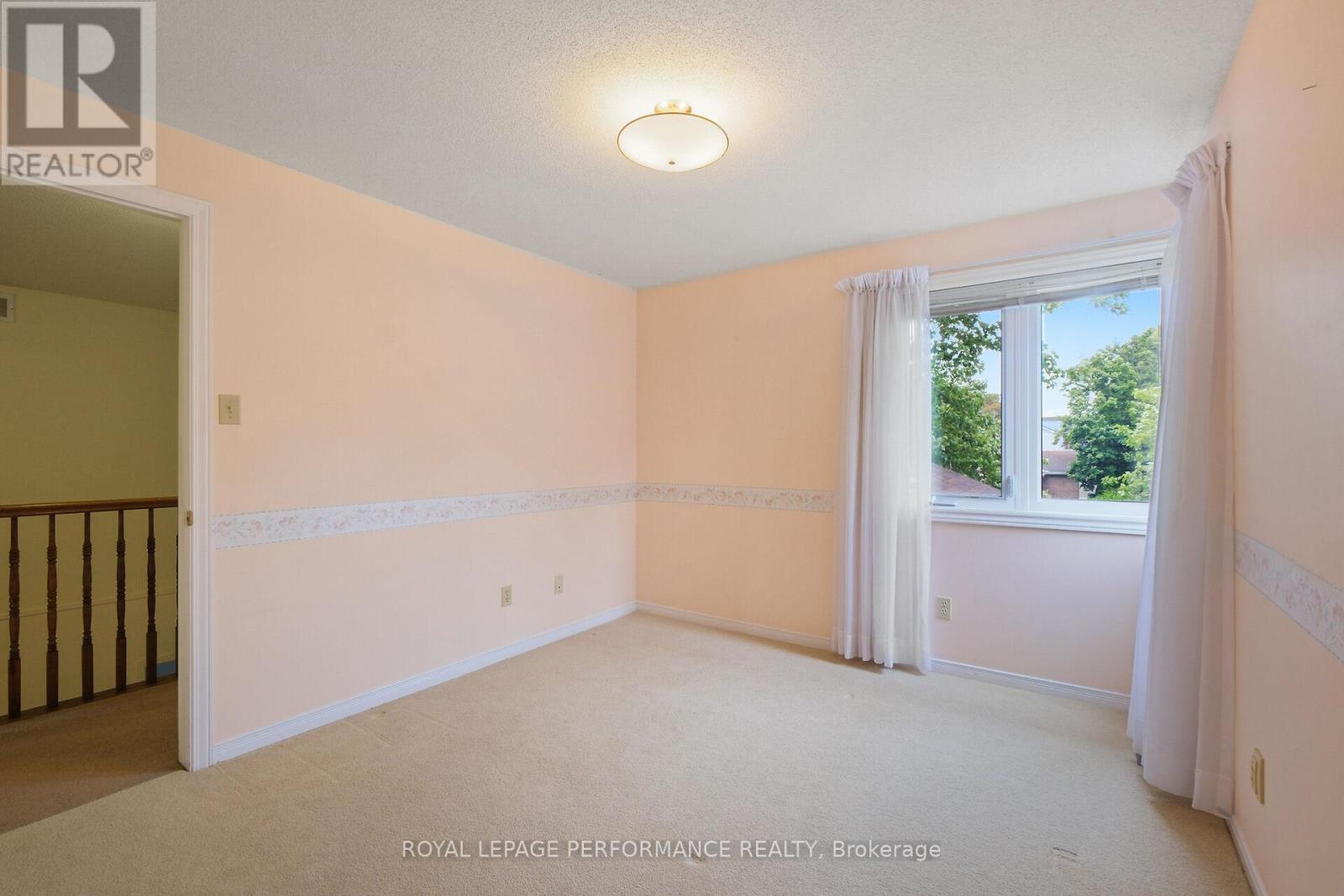 6130 Buttonfield Place, Ottawa, Ontario  K1W 1B9 - Photo 34 - X12213134