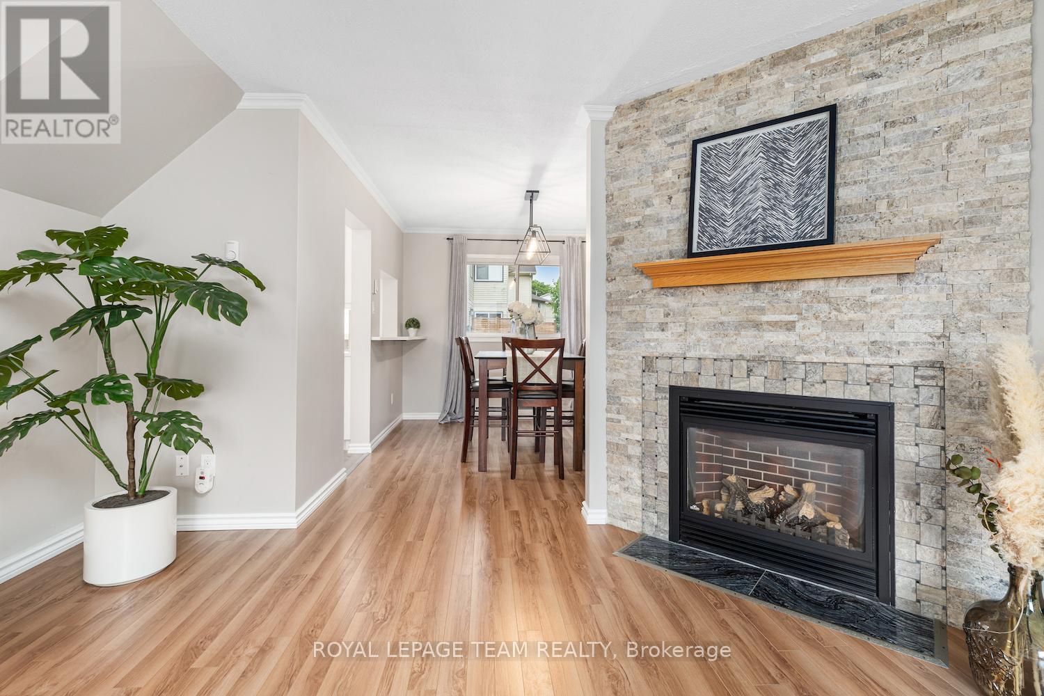 51 Westcliffe Road, Ottawa, Ontario  K2H 8A3 - Photo 7 - X12213147