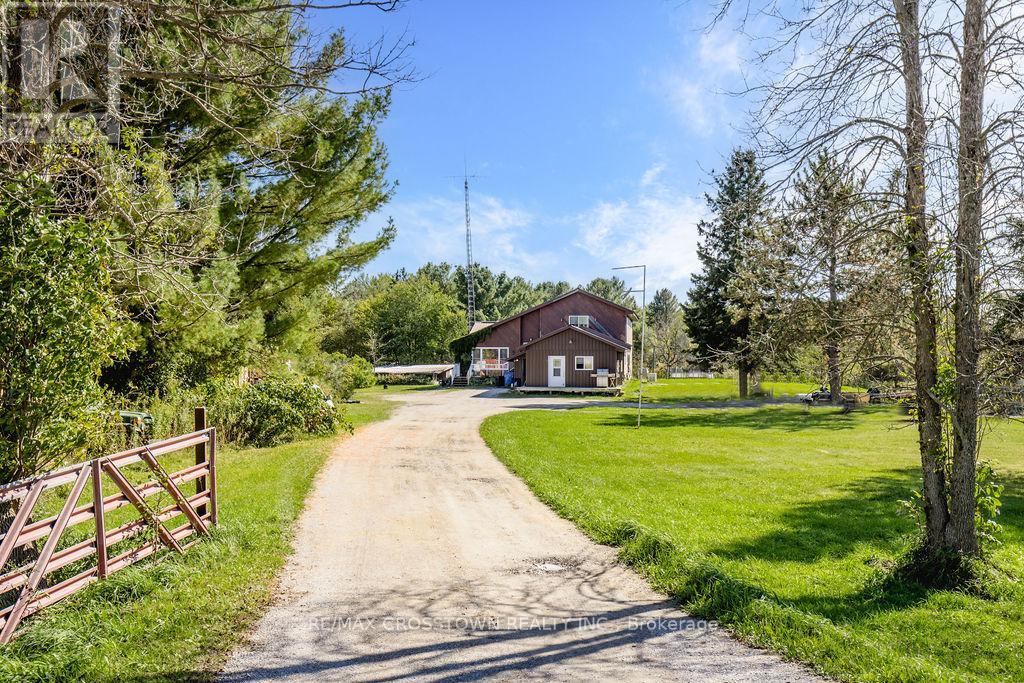 776 Monck Road, Kawartha Lakes, Ontario  L0K 1W0 - Photo 8 - X12032442