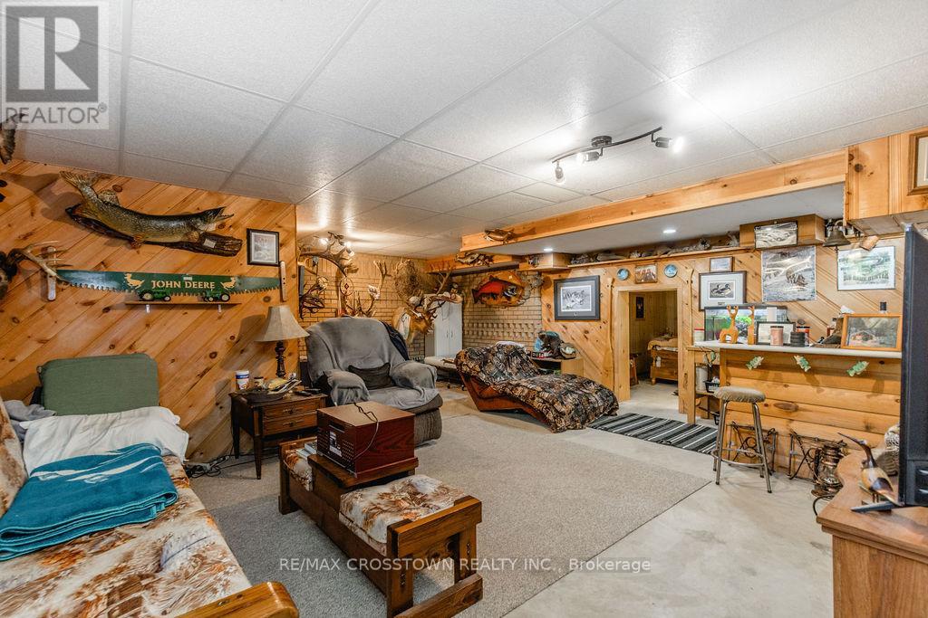 776 Monck Road, Kawartha Lakes, Ontario  L0K 1W0 - Photo 38 - X12032442
