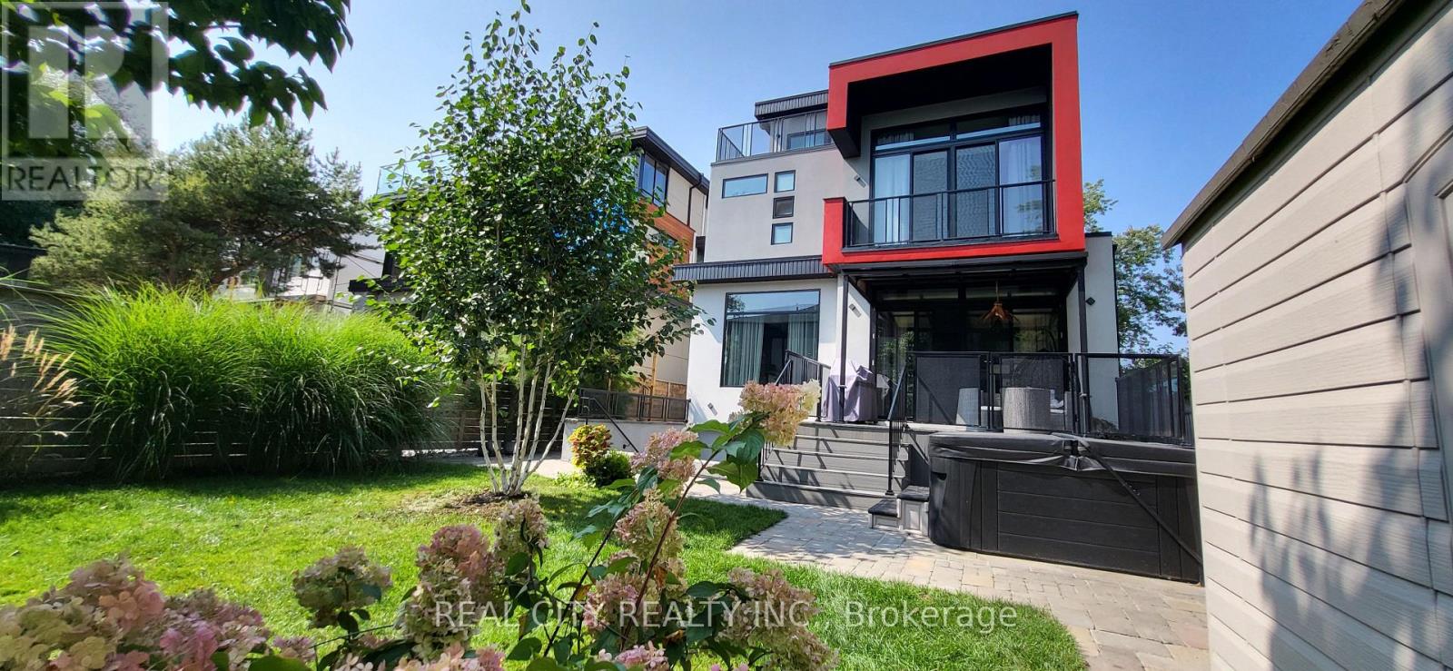 662 Byngmount Avenue, Mississauga, Ontario  L5G 1R4 - Photo 39 - W12186242
