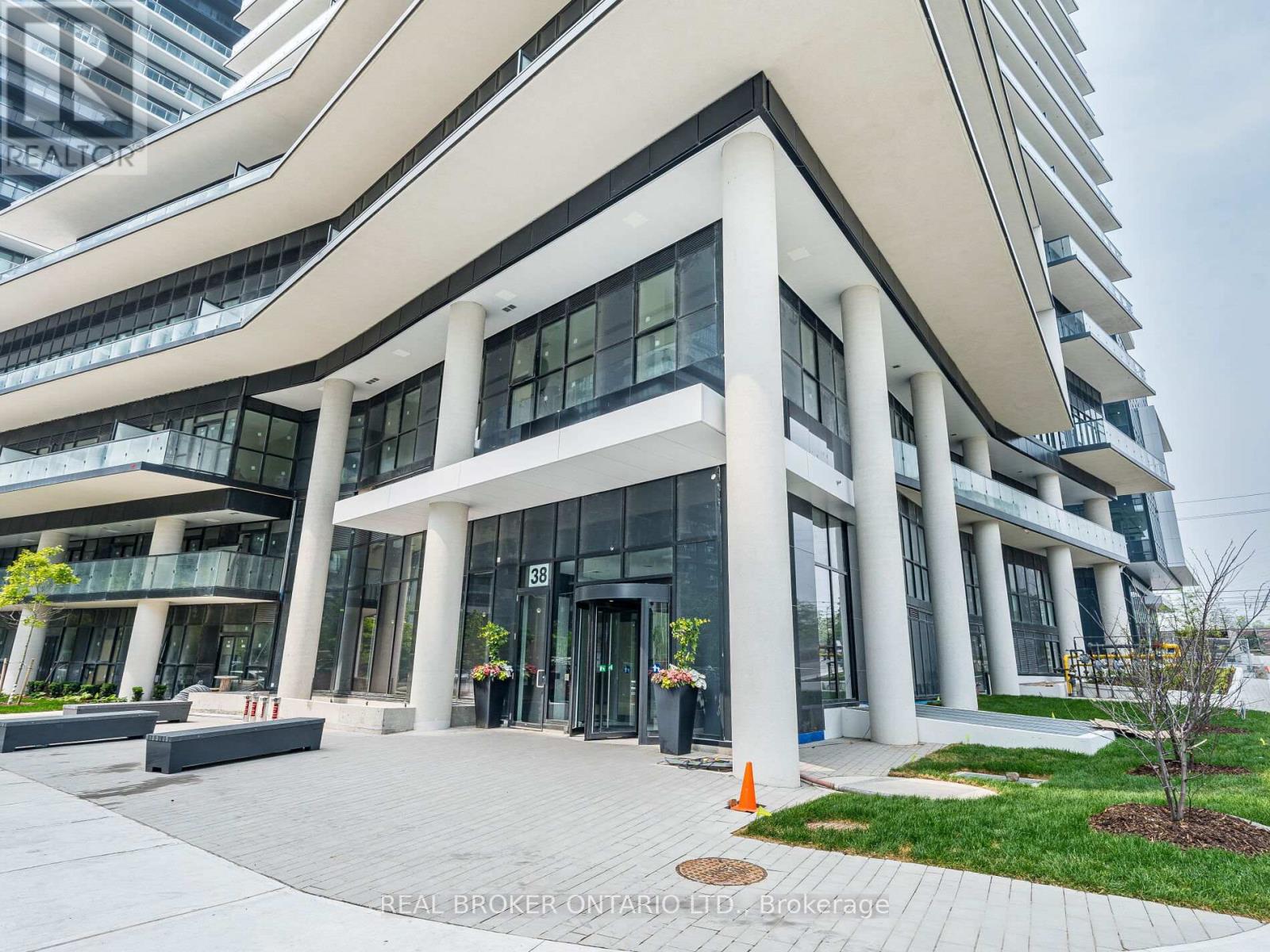4407 - 38 Annie Craig Drive, Toronto, Ontario  M8V 0G9 - Photo 4 - W12201849