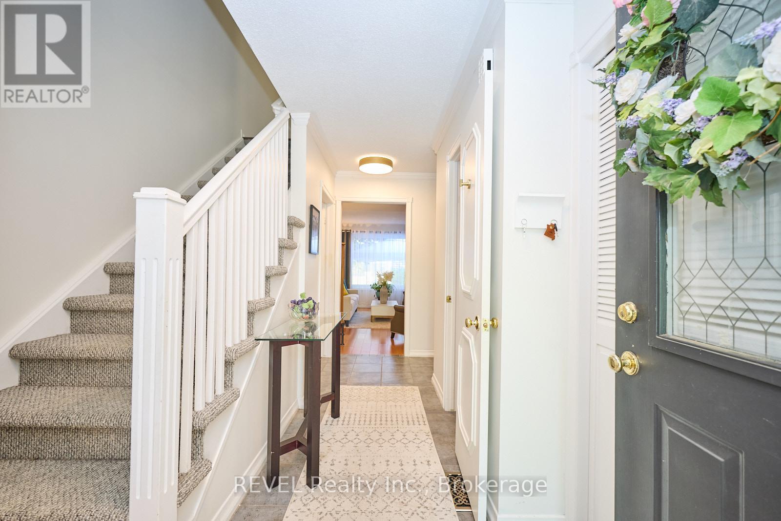 Property at 6585 KUHN CRESCENT image 4