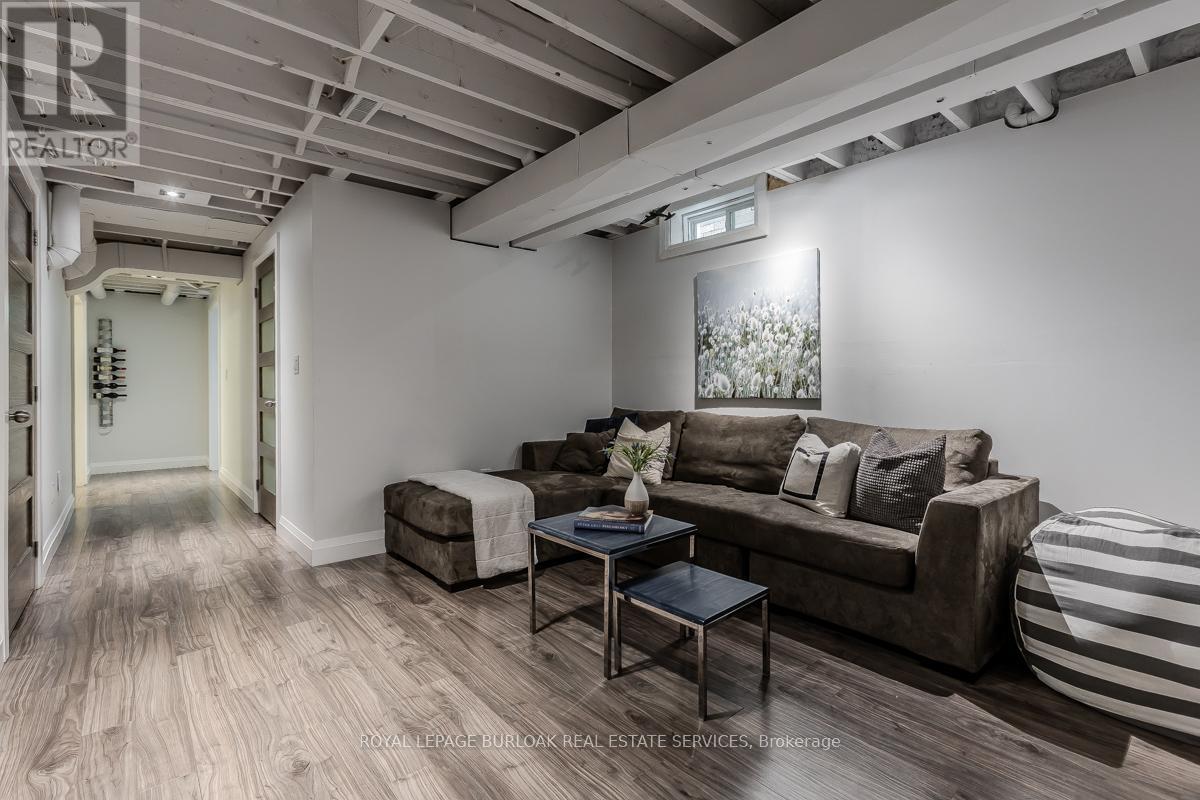 3252 Mccurdy Court, Burlington (Alton), Ontario  L7M 0C1 - Photo 38 - W12212942