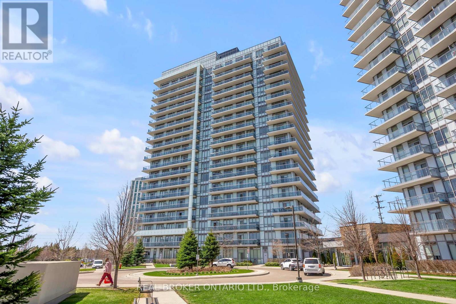 705 - 4633 Glen Erin Drive, Mississauga (Central Erin Mills), Ontario  L5M 7S1 - Photo 2 - W12212954
