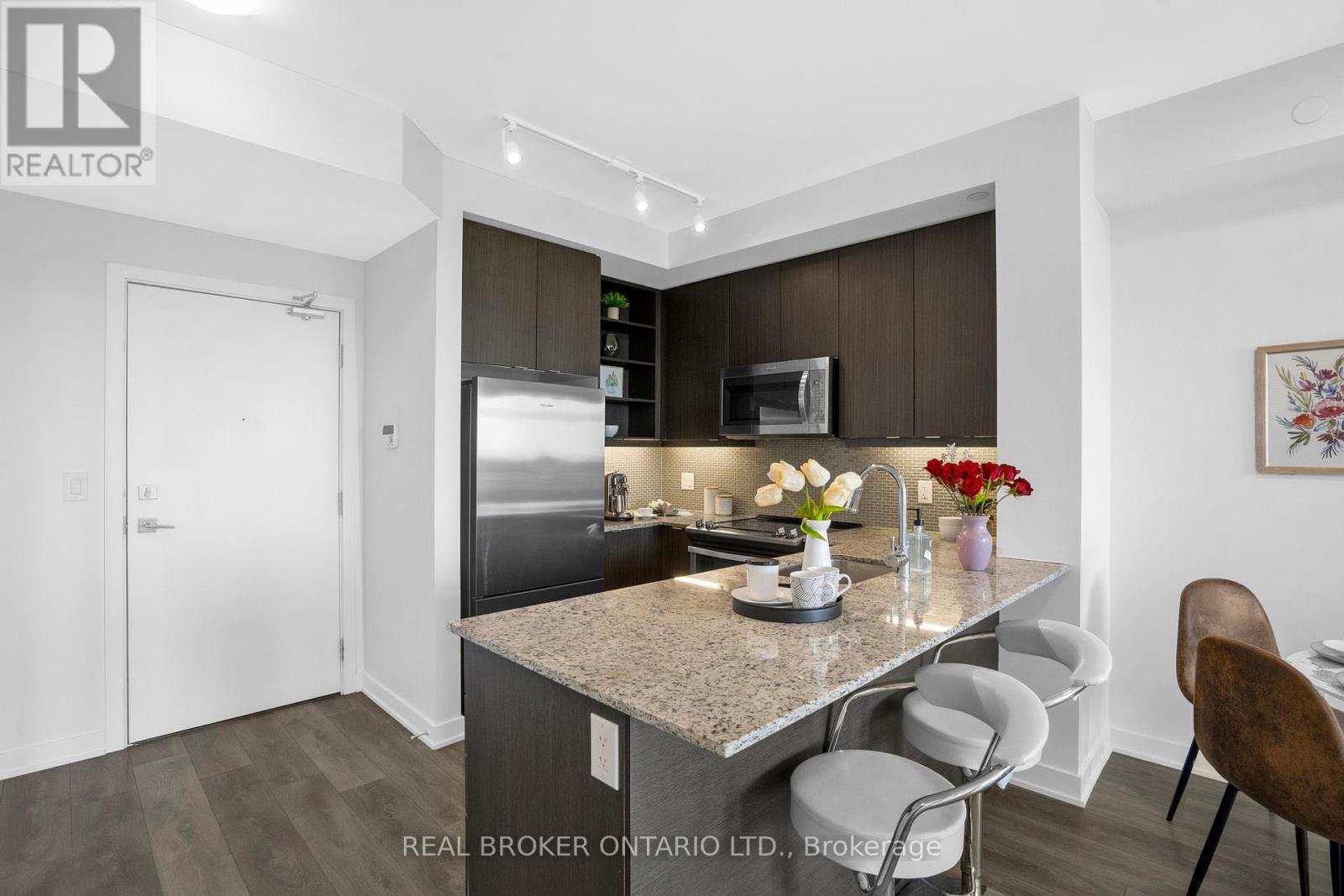 705 - 4633 Glen Erin Drive, Mississauga (Central Erin Mills), Ontario  L5M 7S1 - Photo 4 - W12212954