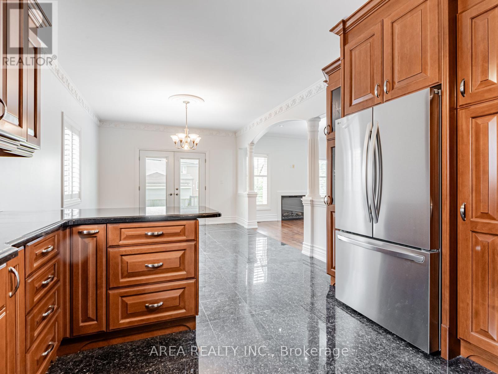 81 Anthony Road, Toronto (Downsview-Roding-Cfb), Ontario  M3K 1B5 - Photo 15 - W12212960