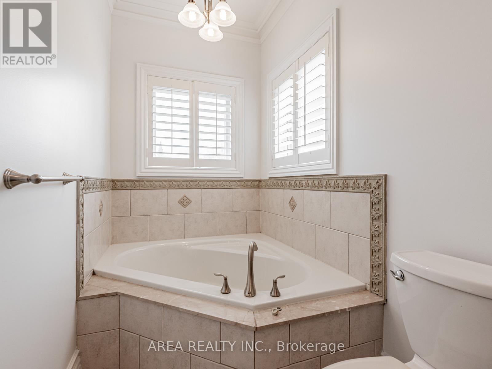 81 Anthony Road, Toronto (Downsview-Roding-Cfb), Ontario  M3K 1B5 - Photo 26 - W12212960