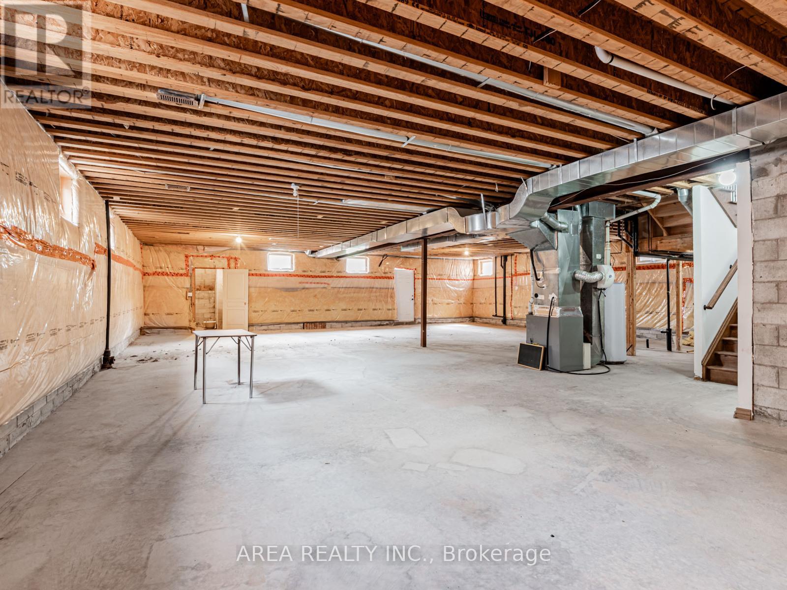 81 Anthony Road, Toronto (Downsview-Roding-Cfb), Ontario  M3K 1B5 - Photo 35 - W12212960