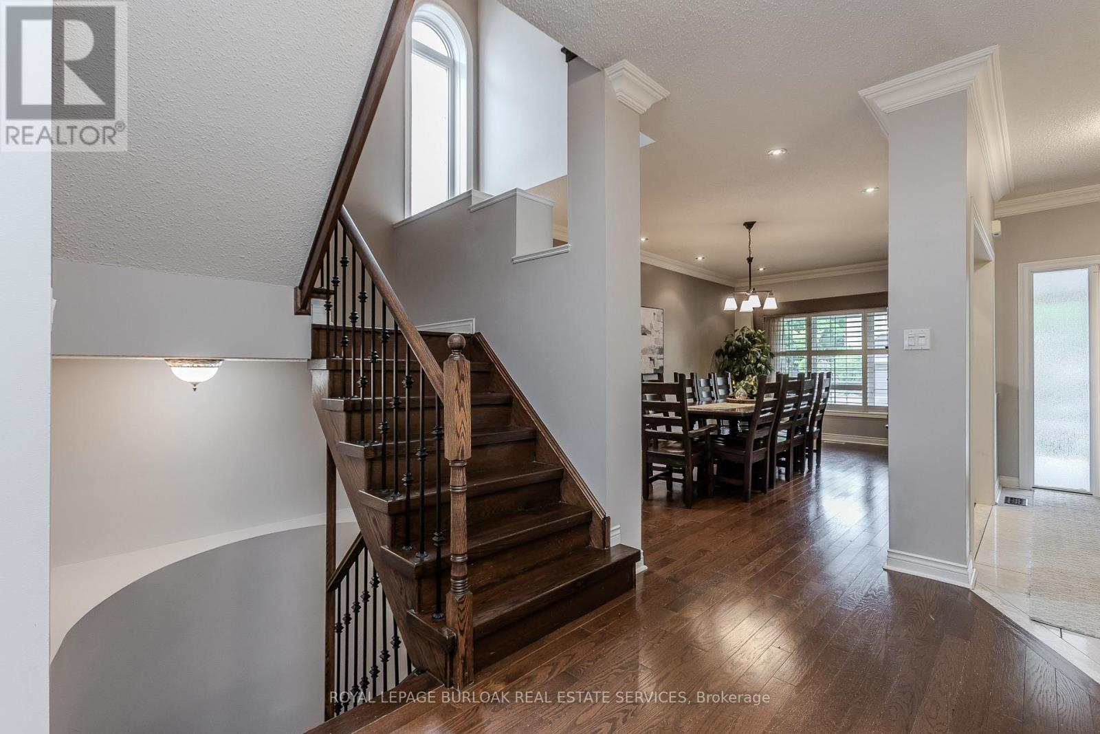 2116 Woodsmere Court, Burlington (Orchard), Ontario  L7L 6J5 - Photo 17 - W12212964