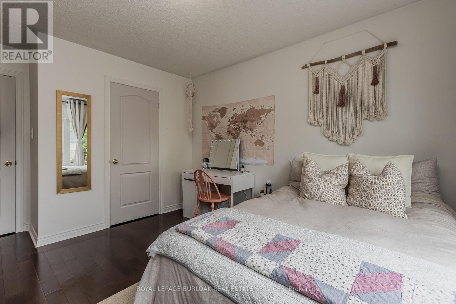 2116 Woodsmere Court, Burlington (Orchard), Ontario  L7L 6J5 - Photo 33 - W12212964