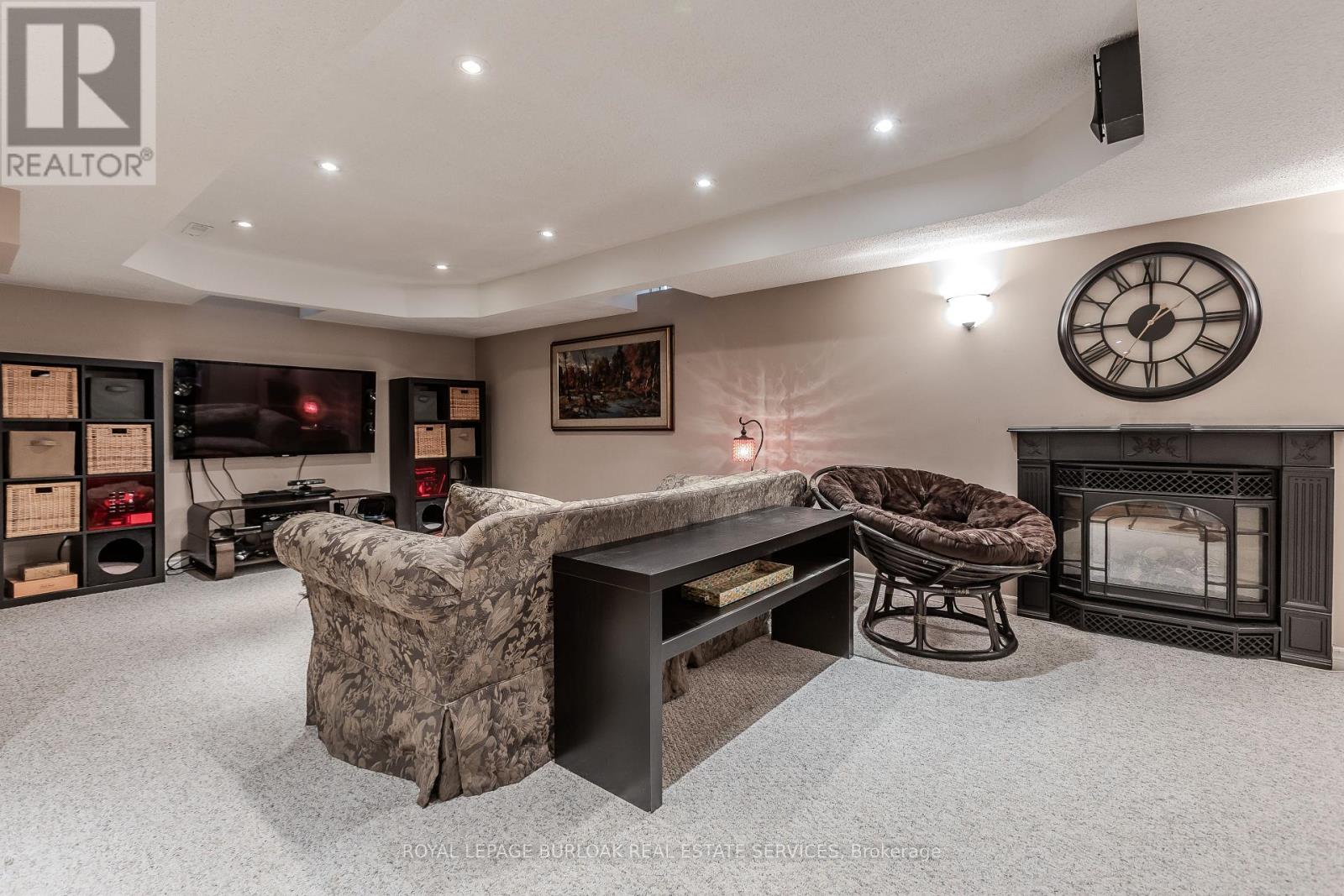 2116 Woodsmere Court, Burlington (Orchard), Ontario  L7L 6J5 - Photo 39 - W12212964
