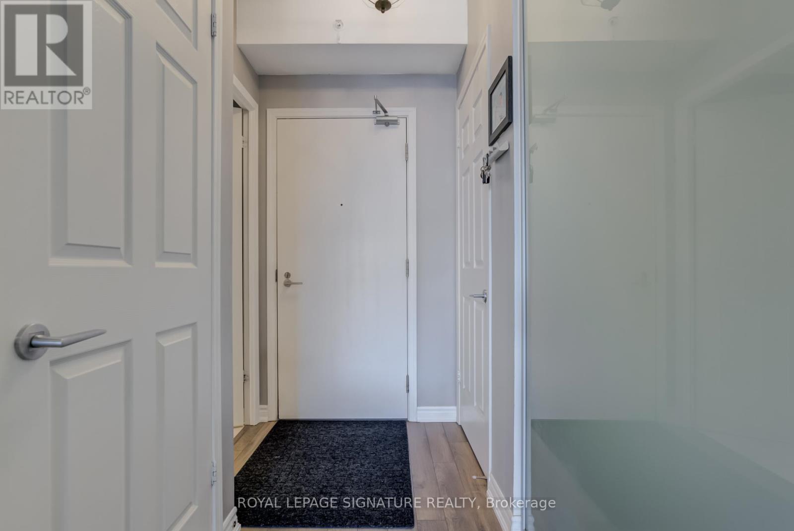 701 - 15 James Finlay Way, Toronto (Downsview-Roding-Cfb), Ontario  M3M 0B3 - Photo 5 - W12212978