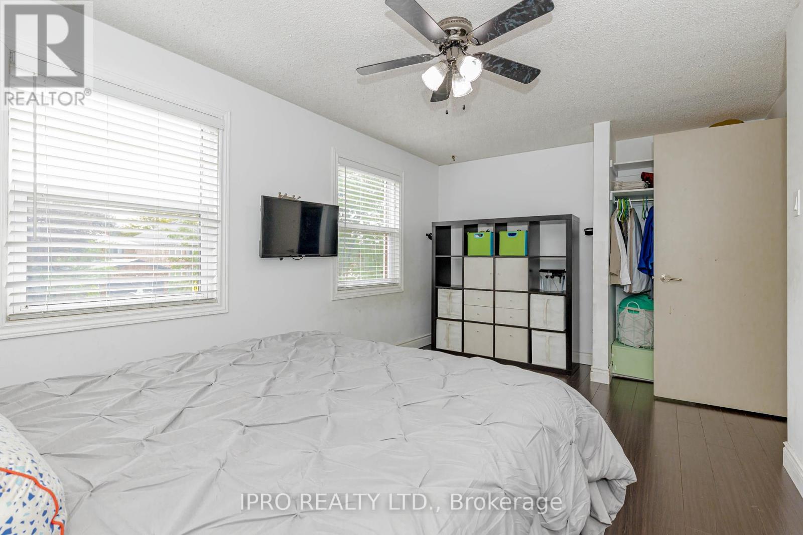 952 Ceremonial Drive, Mississauga, Ontario  L5R 3A7 - Photo 28 - W12212979