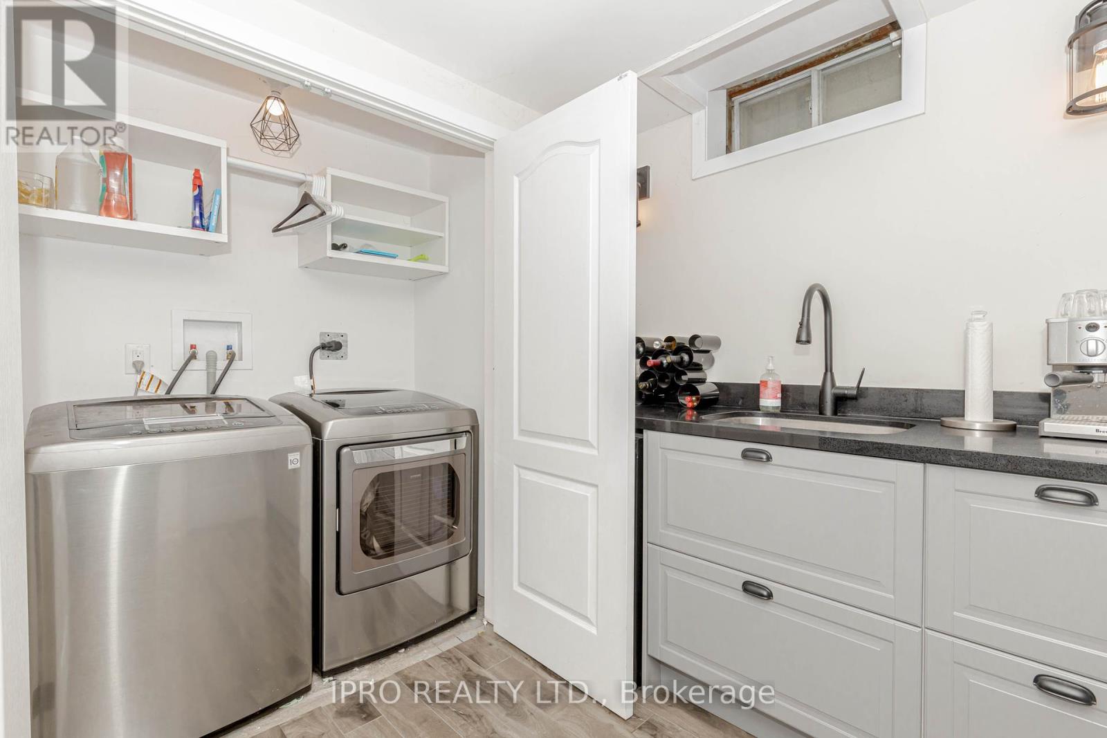 952 Ceremonial Drive, Mississauga, Ontario  L5R 3A7 - Photo 41 - W12212979
