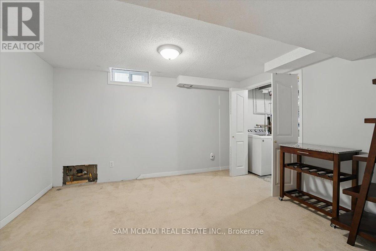 6486 Edenwood Drive, Mississauga (Meadowvale), Ontario  L5N 3K1 - Photo 28 - W12212997