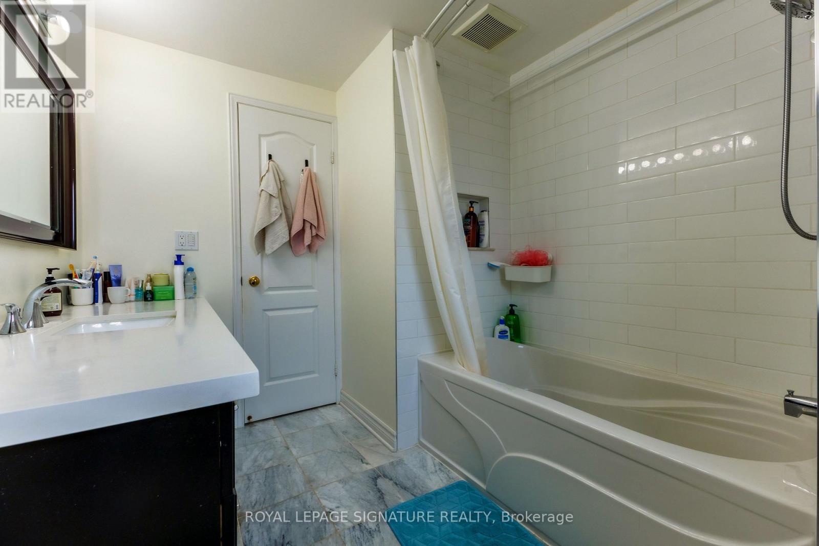6827 Edenwood Drive, Mississauga (Meadowvale), Ontario  L5N 3X9 - Photo 30 - W12213004