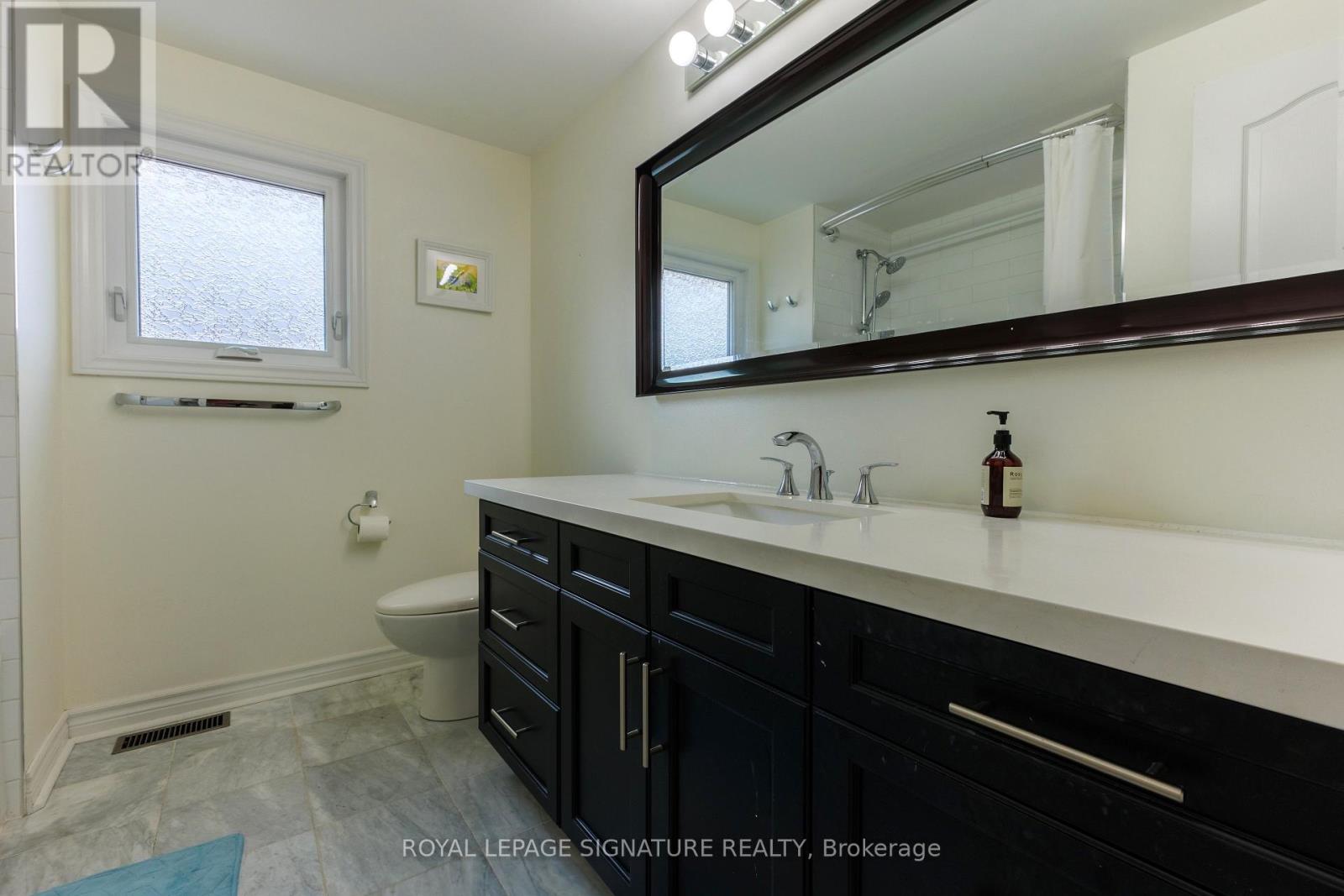 6827 Edenwood Drive, Mississauga (Meadowvale), Ontario  L5N 3X9 - Photo 31 - W12213004